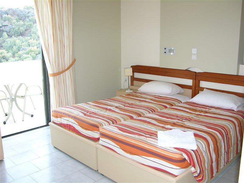 Polyrizos Hotel Rodhákinon Dış mekan fotoğraf